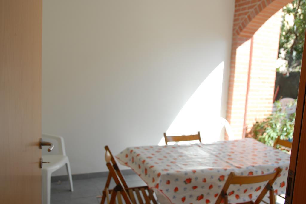 I Portici Appartamenti Marina di Grosseto Phòng bức ảnh