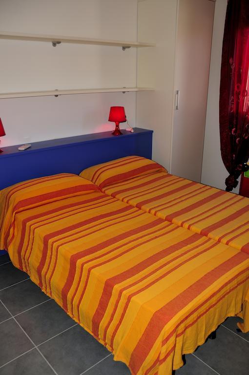 I Portici Appartamenti Marina di Grosseto Phòng bức ảnh