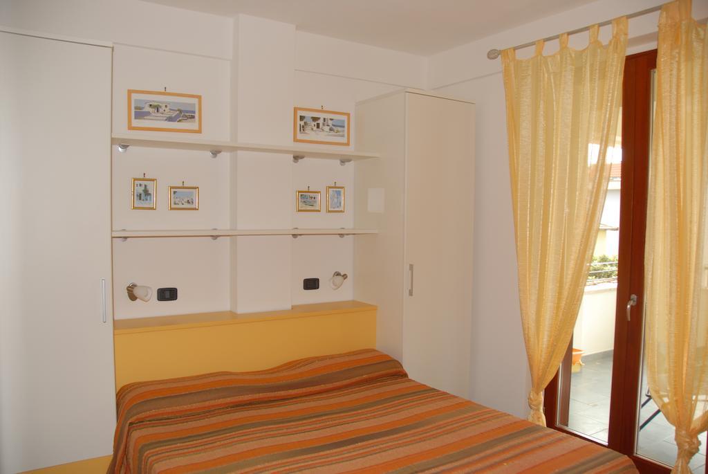 I Portici Appartamenti Marina di Grosseto Phòng bức ảnh